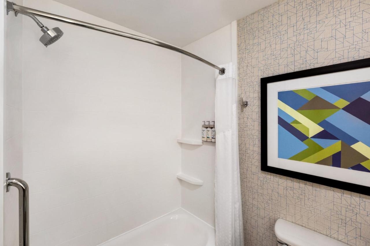 Holiday Inn Express Hotel & Suites Anniston/Oxford By Ihg Eksteriør billede