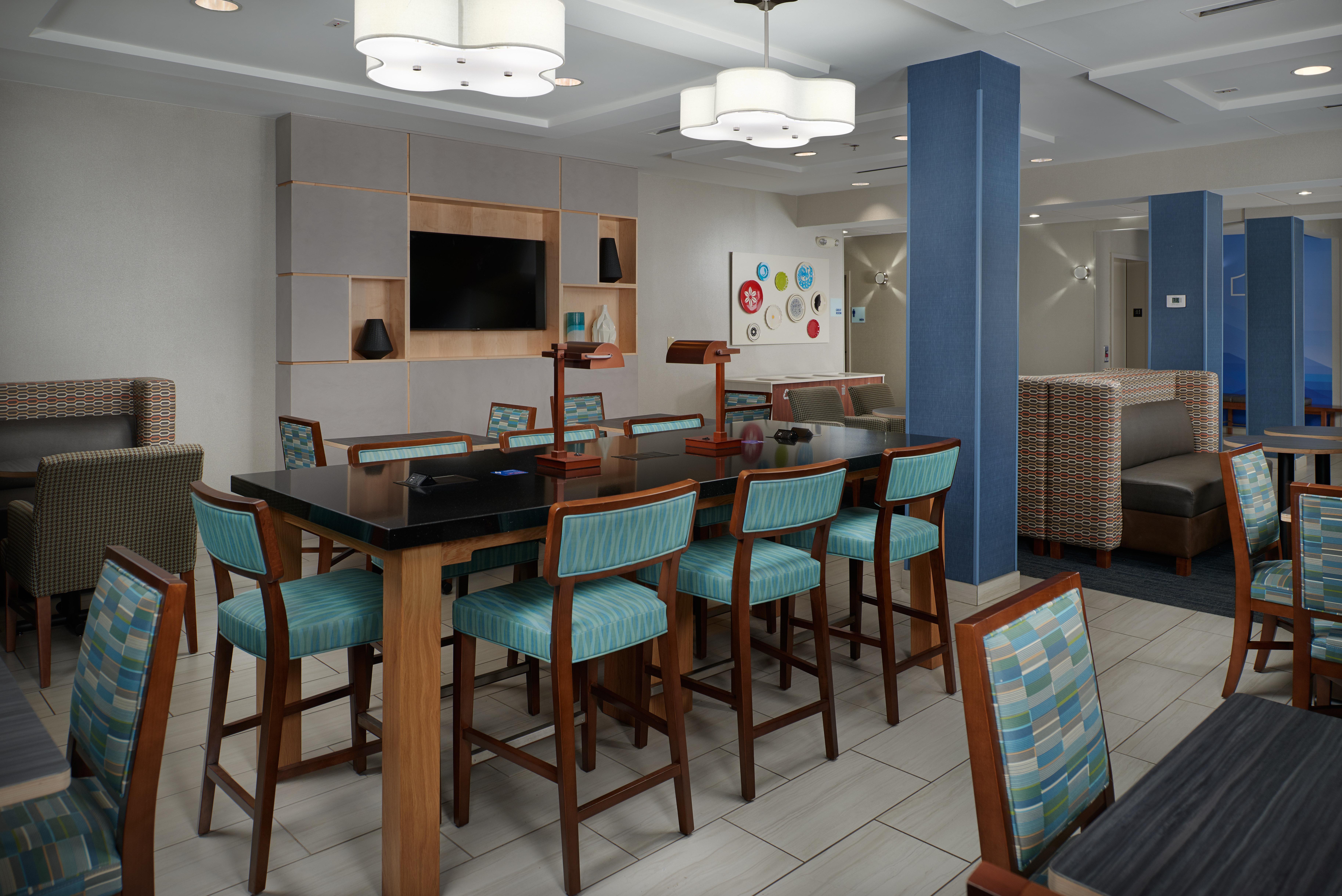 Holiday Inn Express Hotel & Suites Anniston/Oxford By Ihg Eksteriør billede
