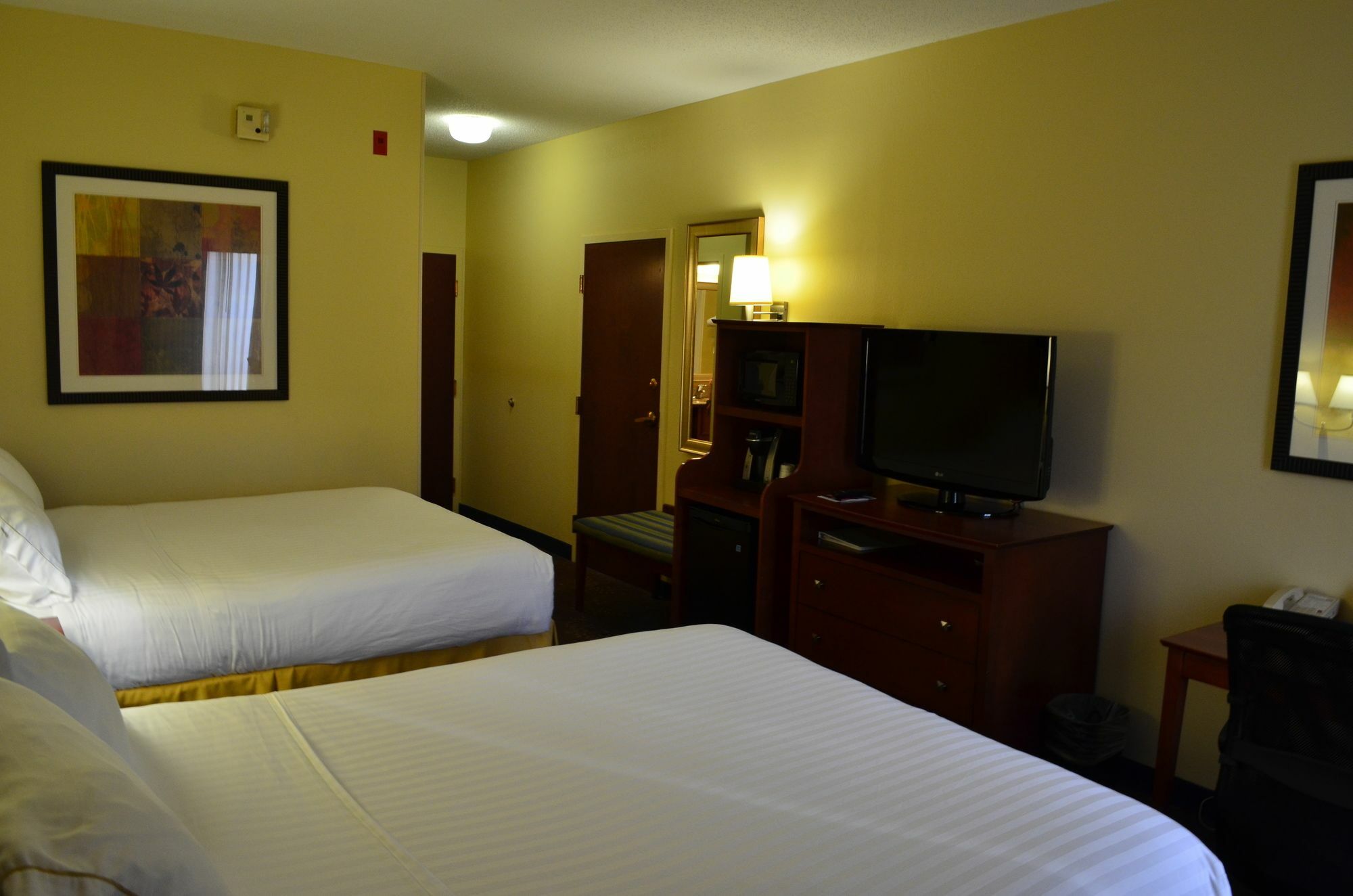 Holiday Inn Express Hotel & Suites Anniston/Oxford By Ihg Eksteriør billede