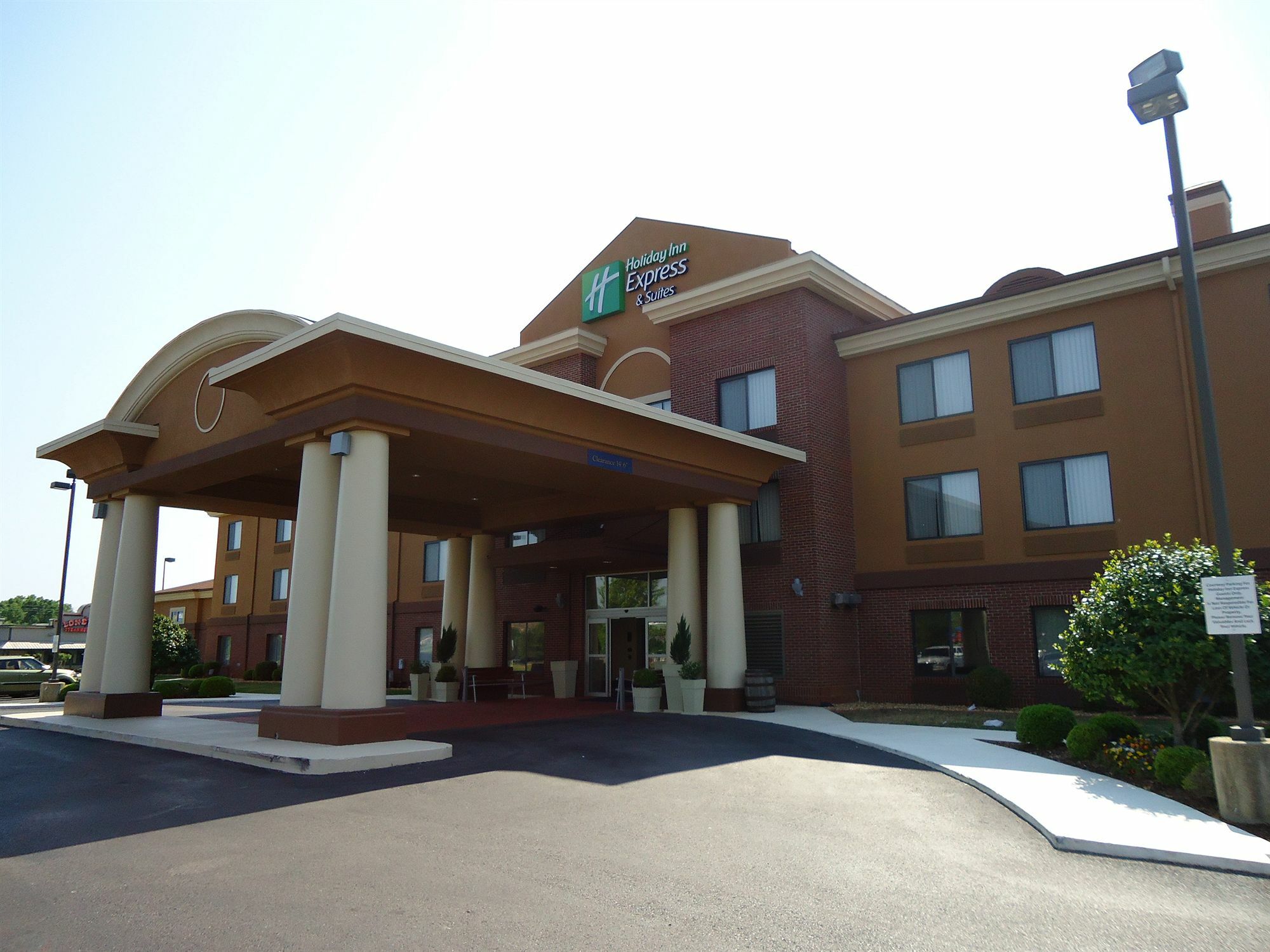 Holiday Inn Express Hotel & Suites Anniston/Oxford By Ihg Eksteriør billede