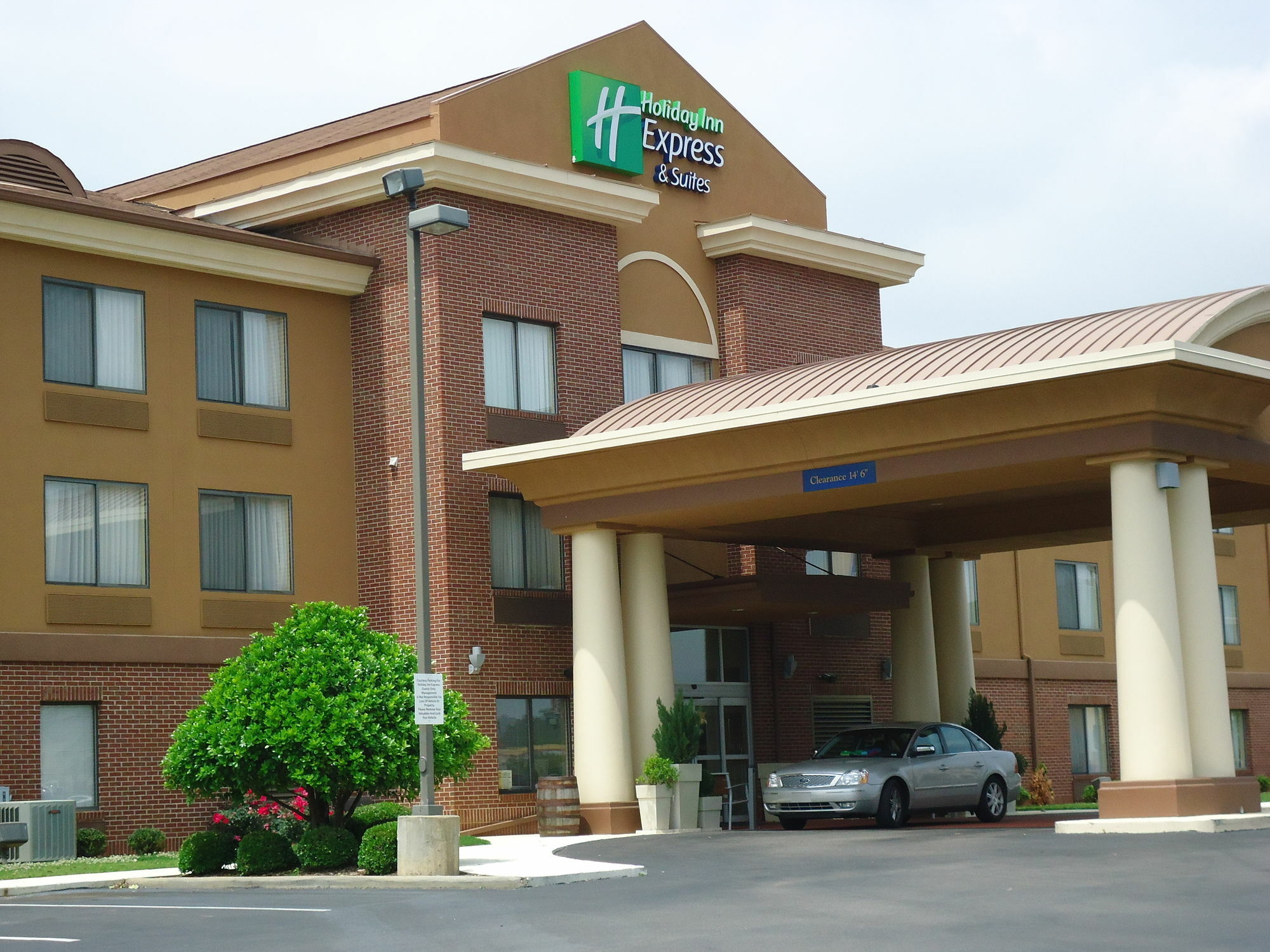 Holiday Inn Express Hotel & Suites Anniston/Oxford By Ihg Eksteriør billede